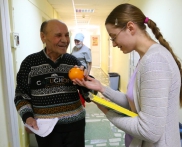 «АиФ-Челябинск» поздравил пациентов больницы с окончанием эпидемии гриппа